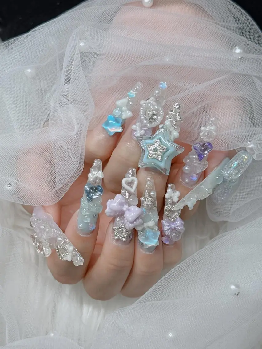 ネイル Lee Nailsのネイルデザイン