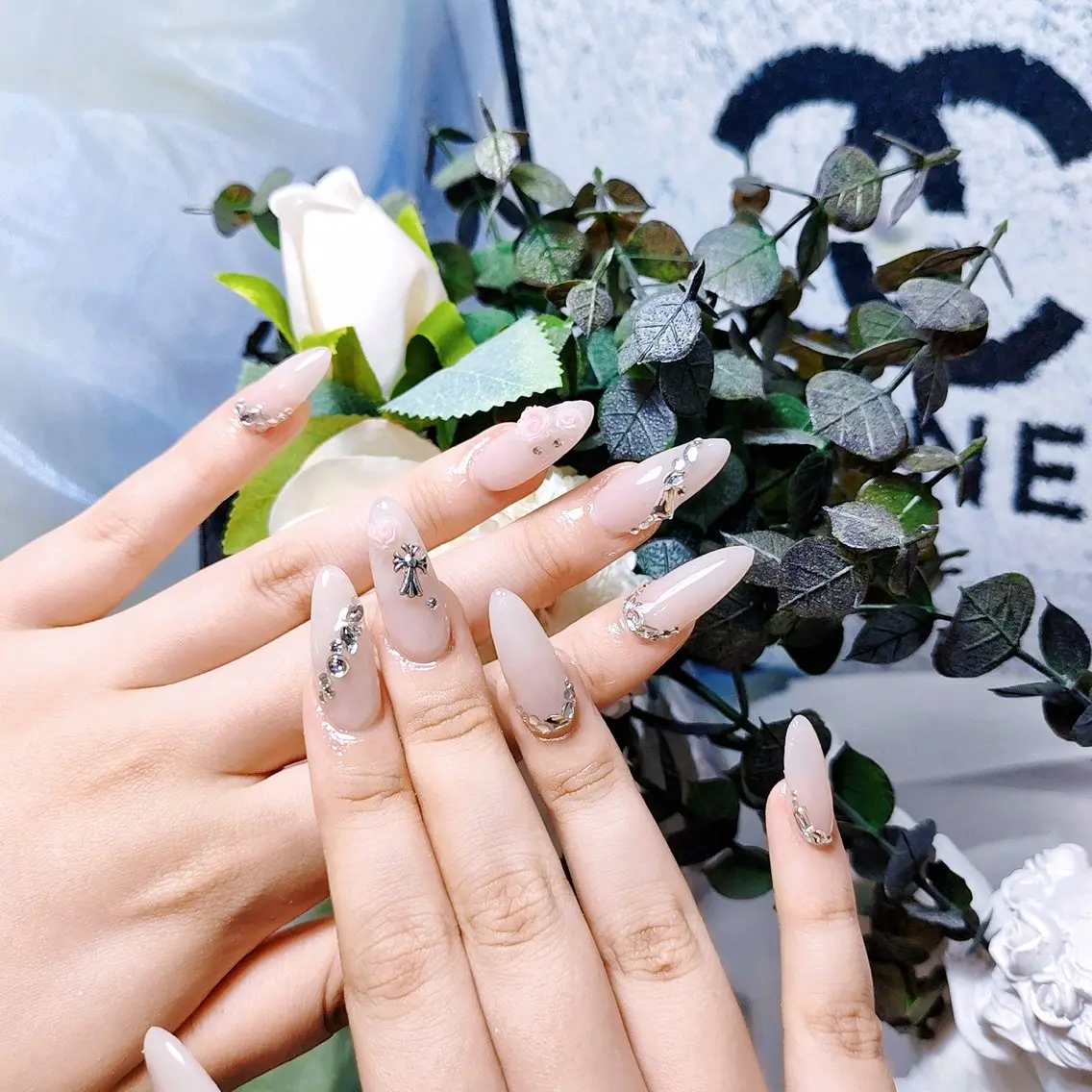 ネイル ハンドネイル ハンドケア BuBu Nail渋谷道玄坂のネイルデザイン