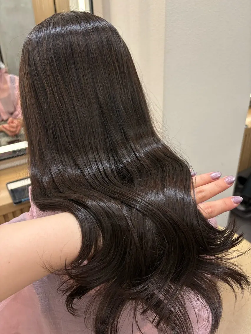 カラー YUI  透明感🌱 グレージュ🌿‬浦和のヘアスタイル