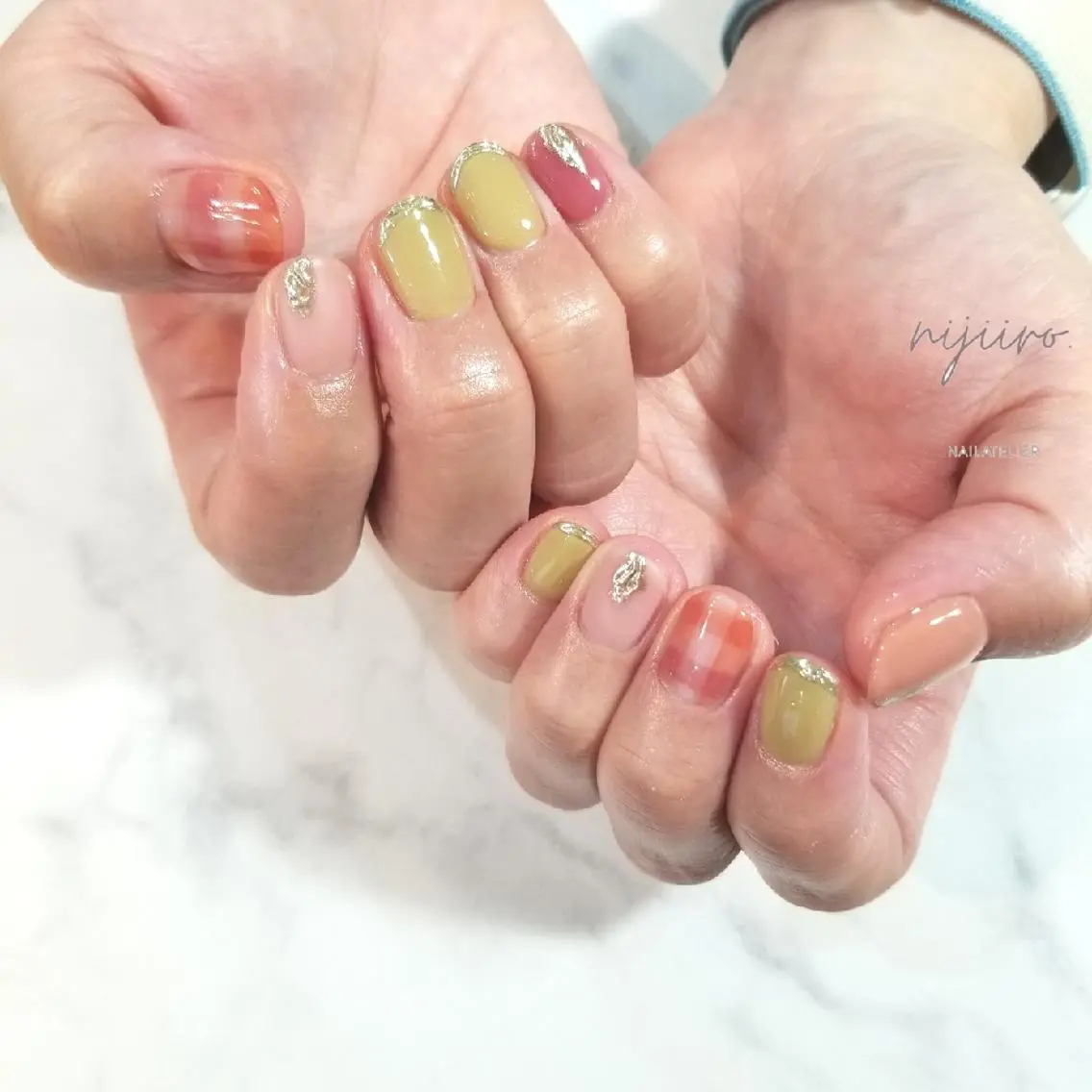 ネイル ハンドネイル nijiiro🌈 サトウのネイルデザイン