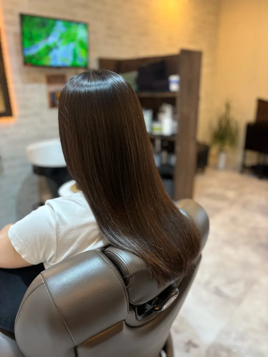 ロング ツヤ髪専門美容師 桑原 和誠のヘアスタイル