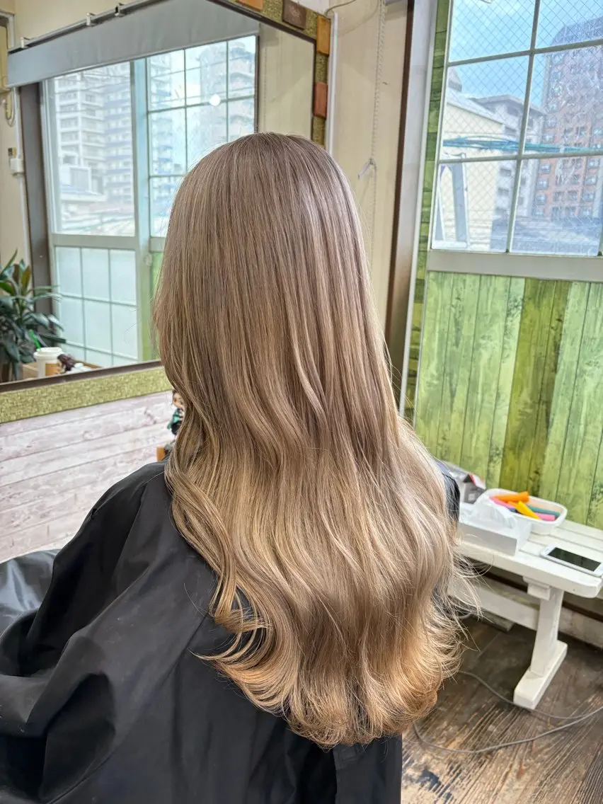 カラー ヘアカラー 渡辺 健太のヘアスタイル