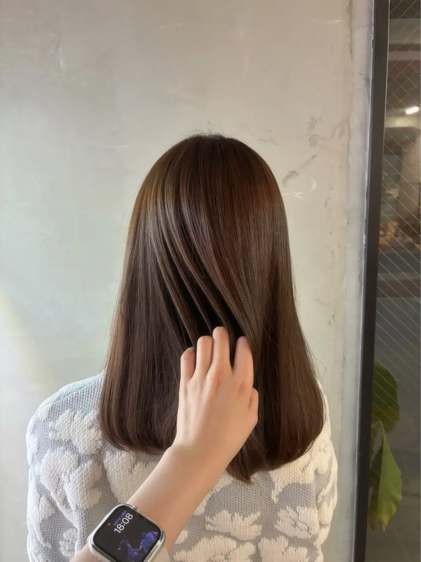 セミロング ヘアカラー nanami🏷🤎 ベージュのヘアスタイル