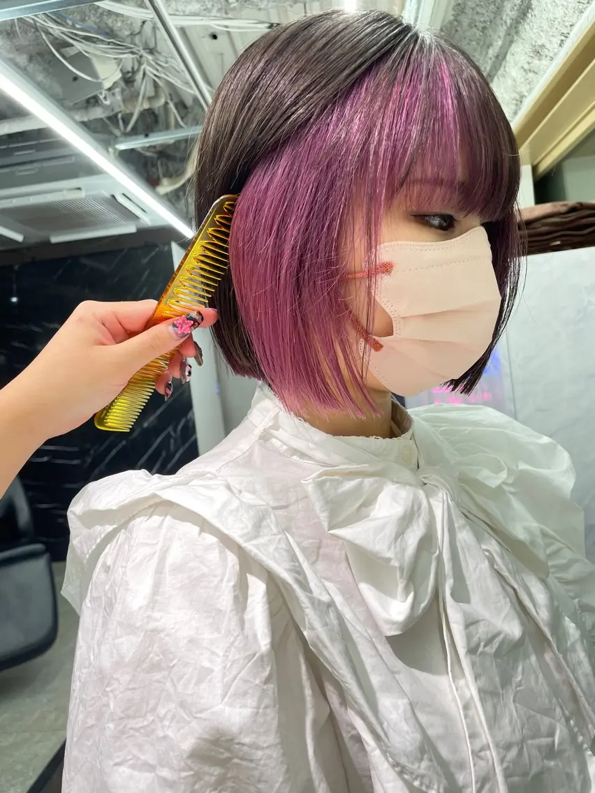 ミディアム カラー インナーカラー 🪸店長ハイトーン エクステmisakiのヘアスタイル