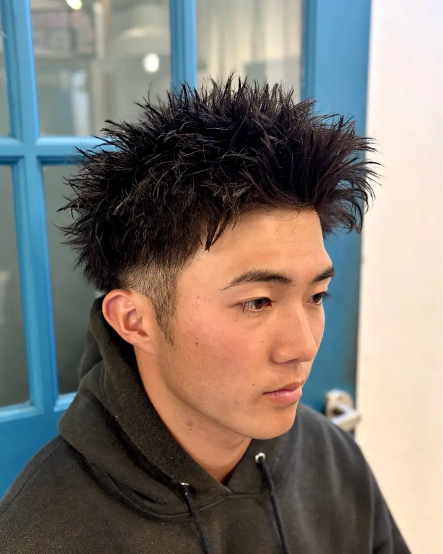 ショート メンズ メンズパーマ スパイキーショート ショートヘア ショート、韓国メンズ ヘアのかつらぎのヘアスタイル