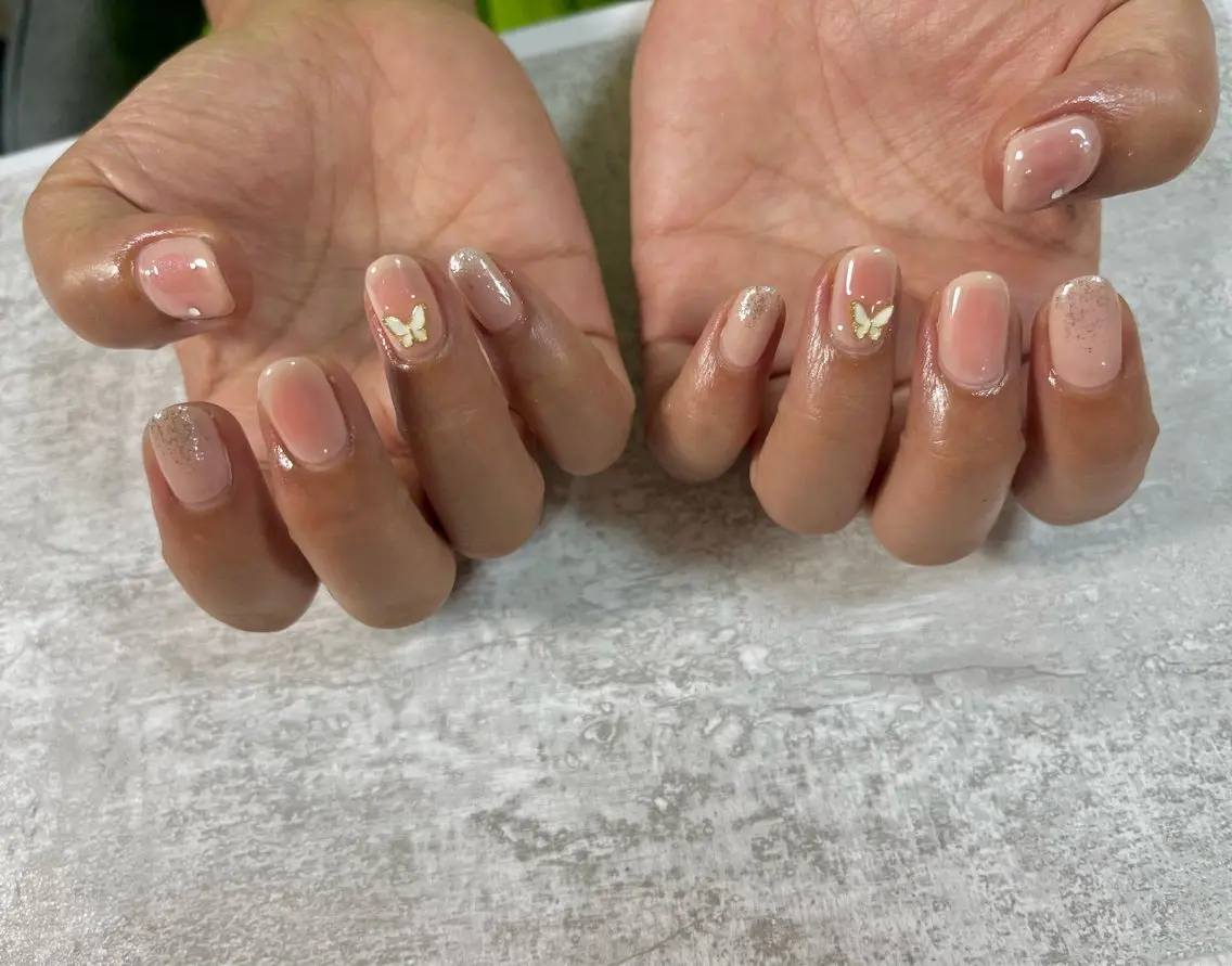 ネイル オーロラネイル ブルー フットネイル フレンチネイル ジェルネイル kiki nail たまプラーザのネイルデザイン