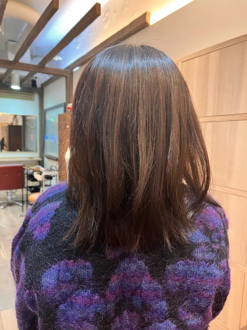 ミディアム くびれヘア くびれレイヤー レイヤーカット 臺 佳連のヘアスタイル