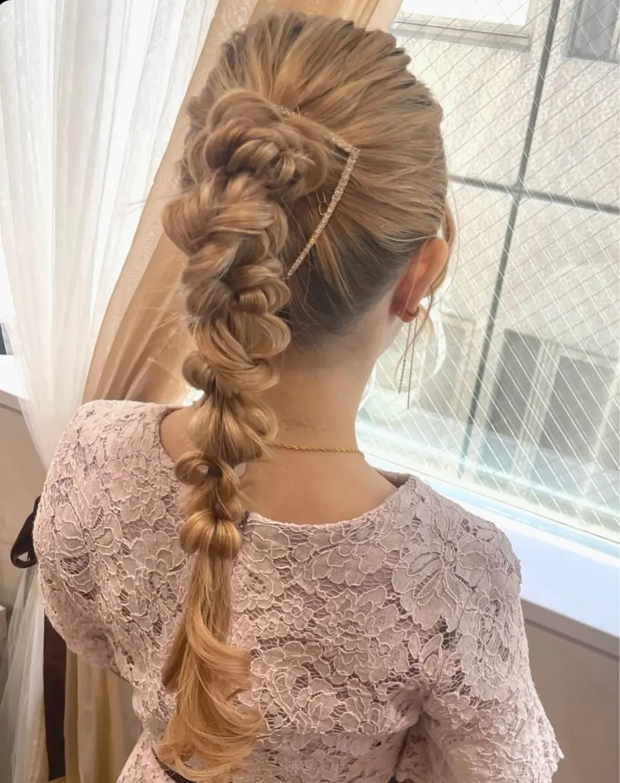 ロング ヘアアレンジ Mila chihiroのヘアスタイル