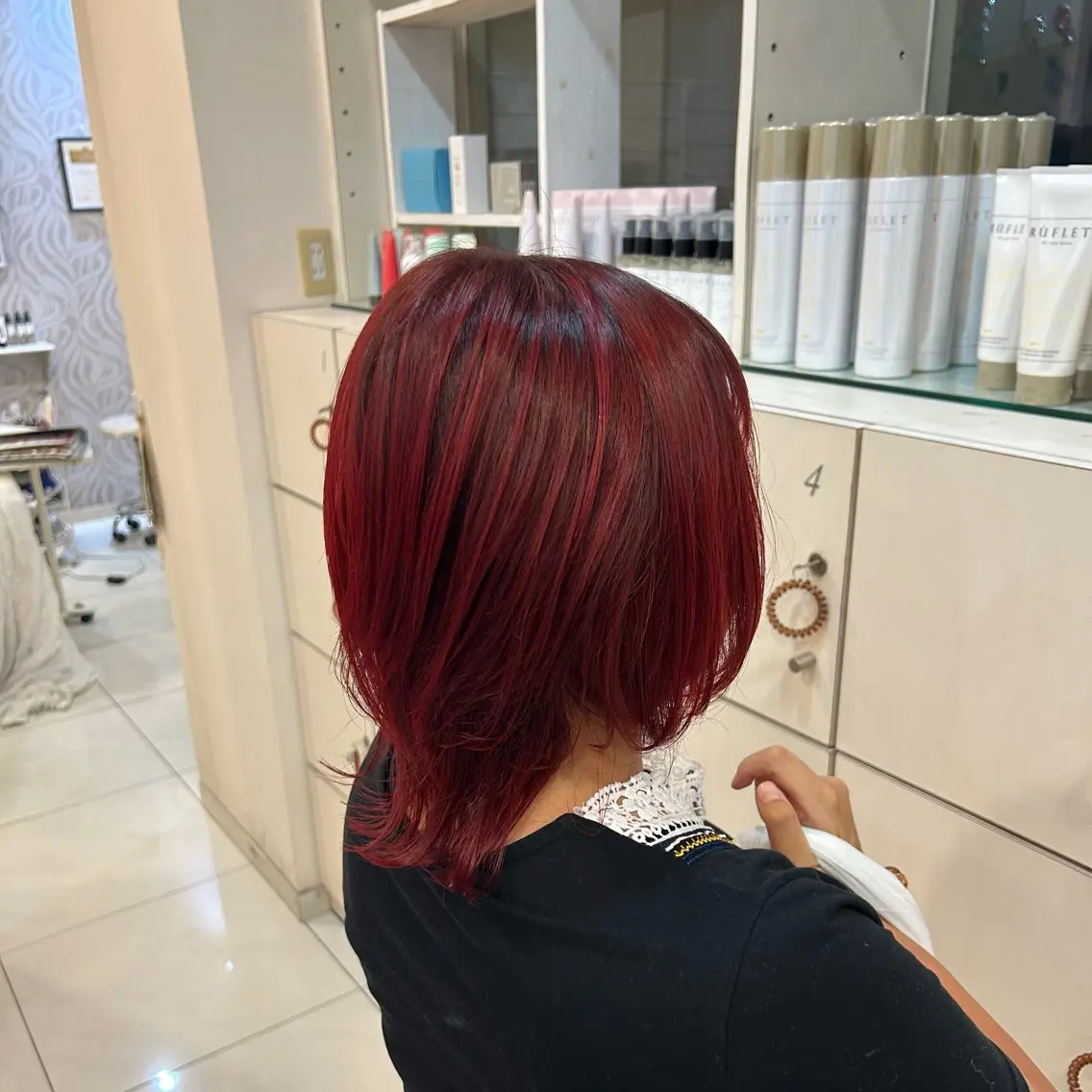 ミディアム カラー LiTA. nakanoのヘアスタイル