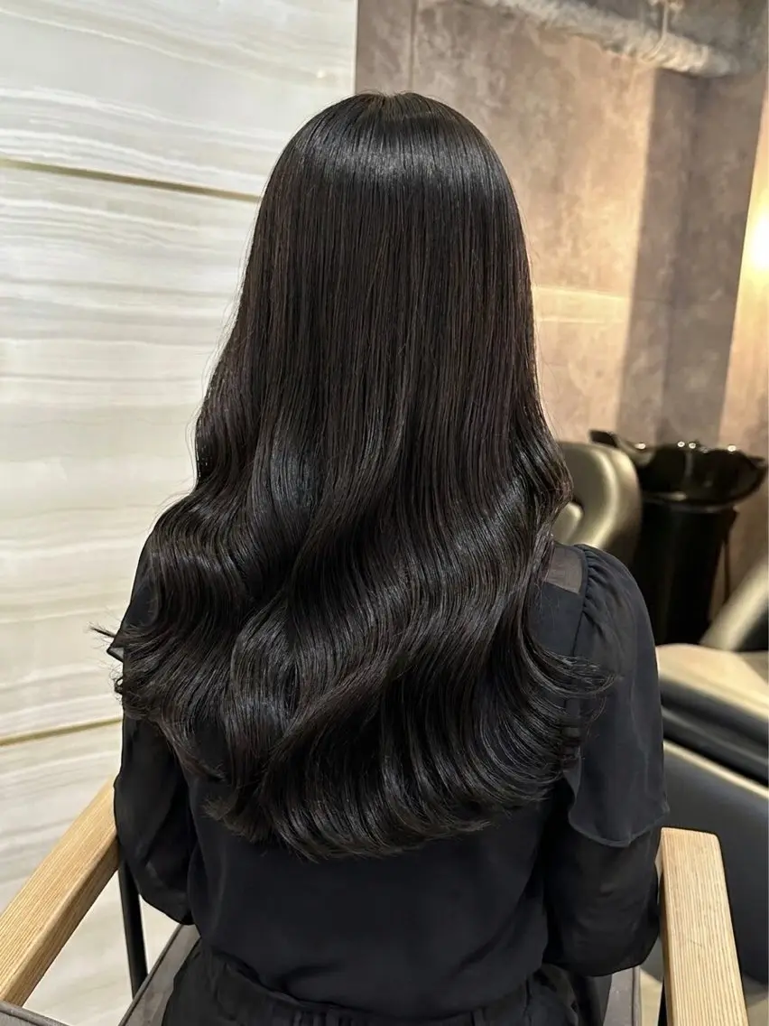 ロング カラー ヘアカラー 🎀🎶はがりな ワンカラー💝のヘアスタイル