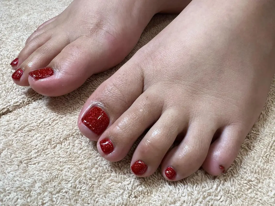 ネイル フットネイル zir  nail 🕊️💗RIOのネイルデザイン