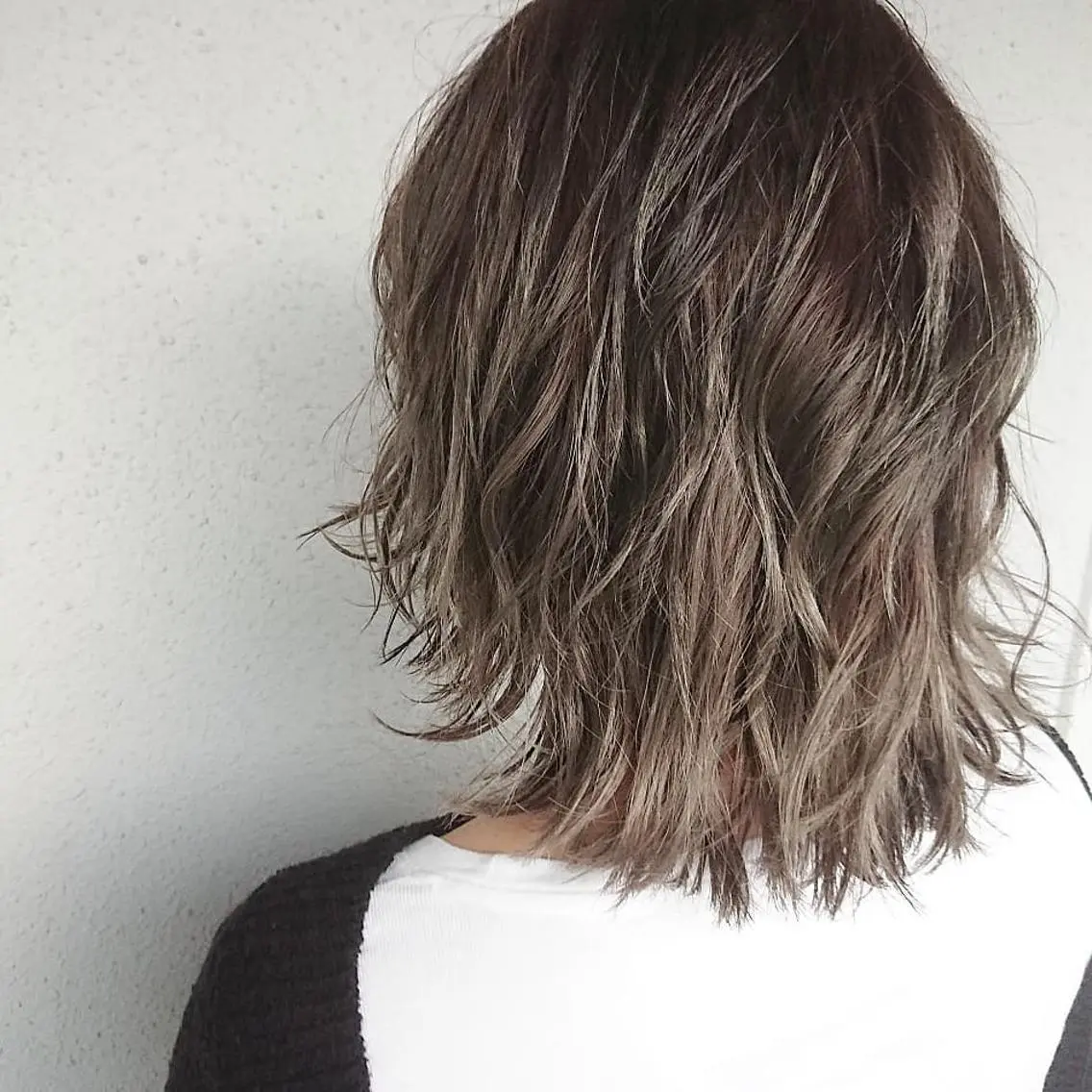 ミディアム カラー ベージュカラー 透明感カラー グラデーションカラー ハイライトカラー ハイライト yoshi （髙橋）のヘアスタイル