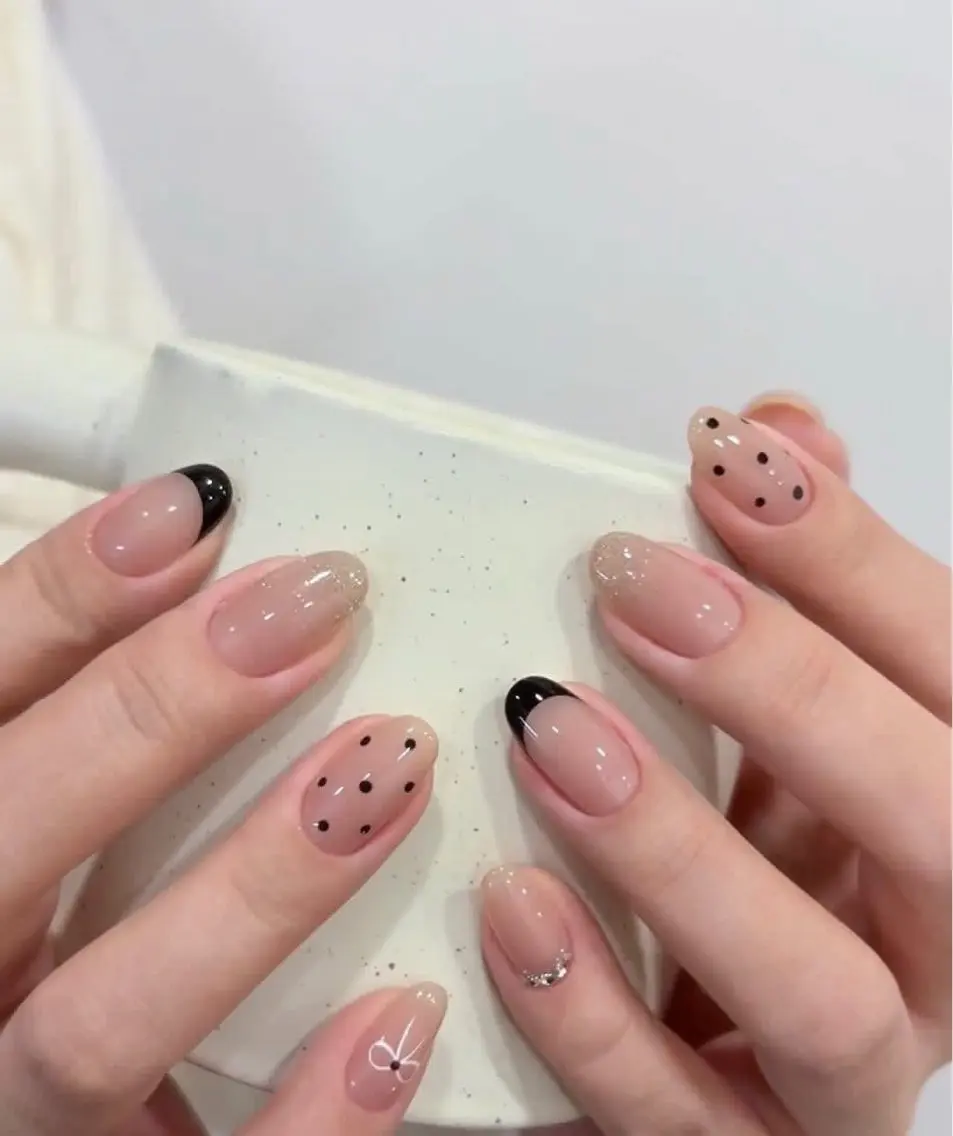 ネイル チークネイル フットネイル フレンチネイル グラデーション 韓国ネイル YUKI NAILのネイルデザイン