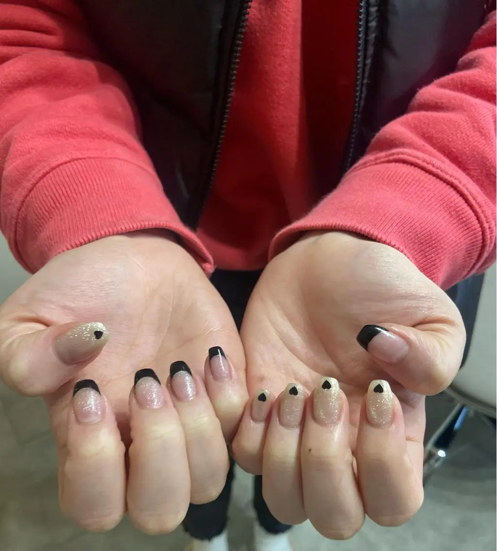 ネイル フレンチネイル ハート マグネットネイル salon de oct.のネイルデザイン