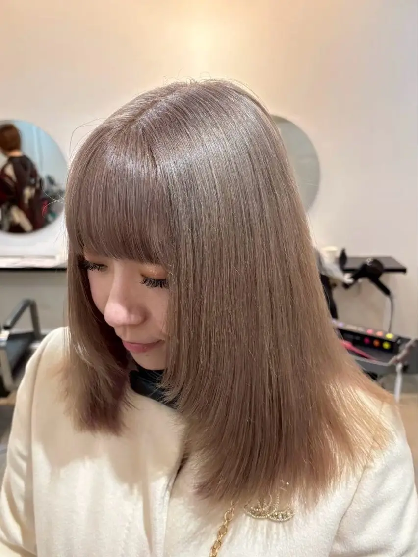 セミロング LUCK rizunaのヘアスタイル