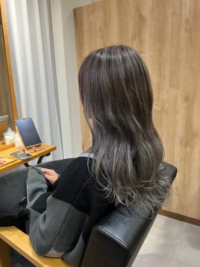 ロング カラー バレイヤージュ ブリーチ ケアブリーチ 透明感カラー グレージュ 髪質改善✨艶カラー MASAYAのヘアスタイル