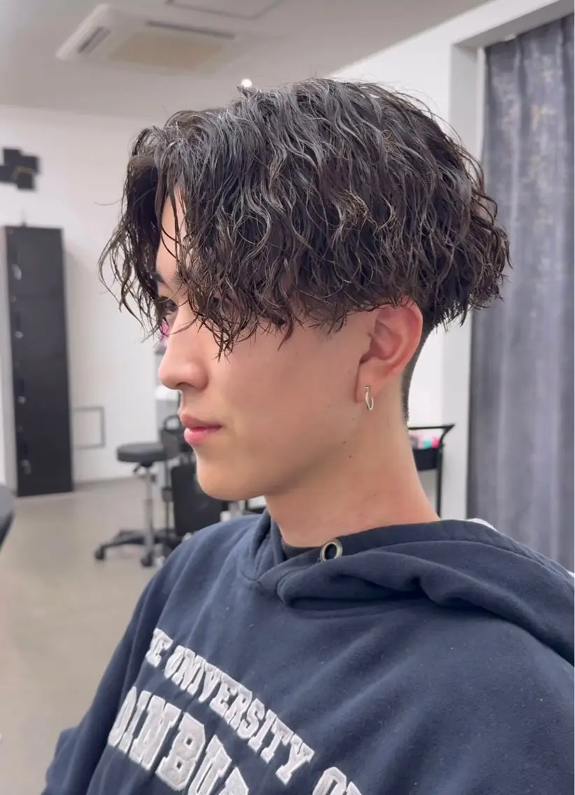 ミディアム メンズ センターパート 西川 佑樹のヘアスタイル
