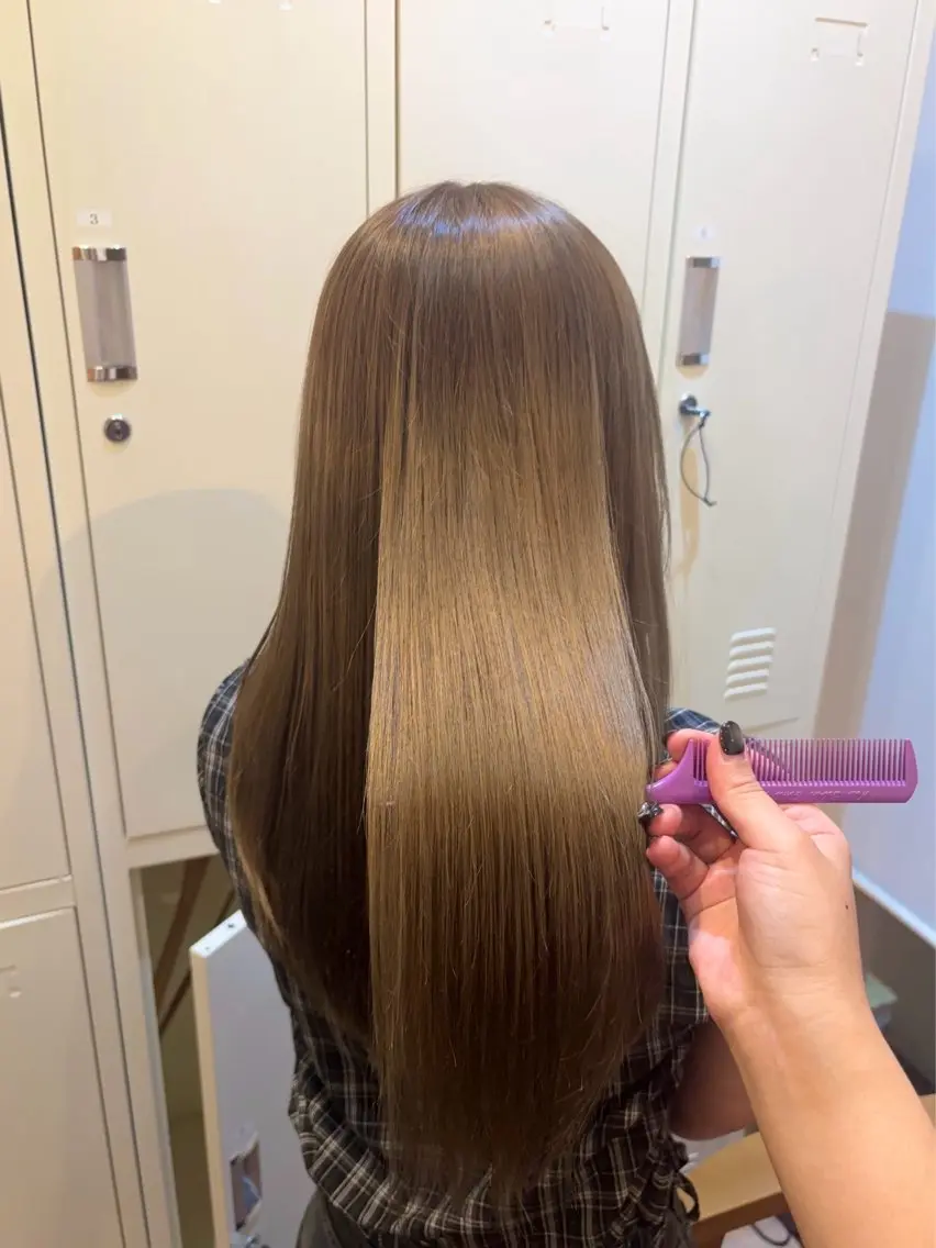 ロング カラー ベージュカラー ブリーチ ブラウンカラー 透明感カラー ブリーチなしカラー ヘアカラー little ruca‎𖤐のヘアスタイル