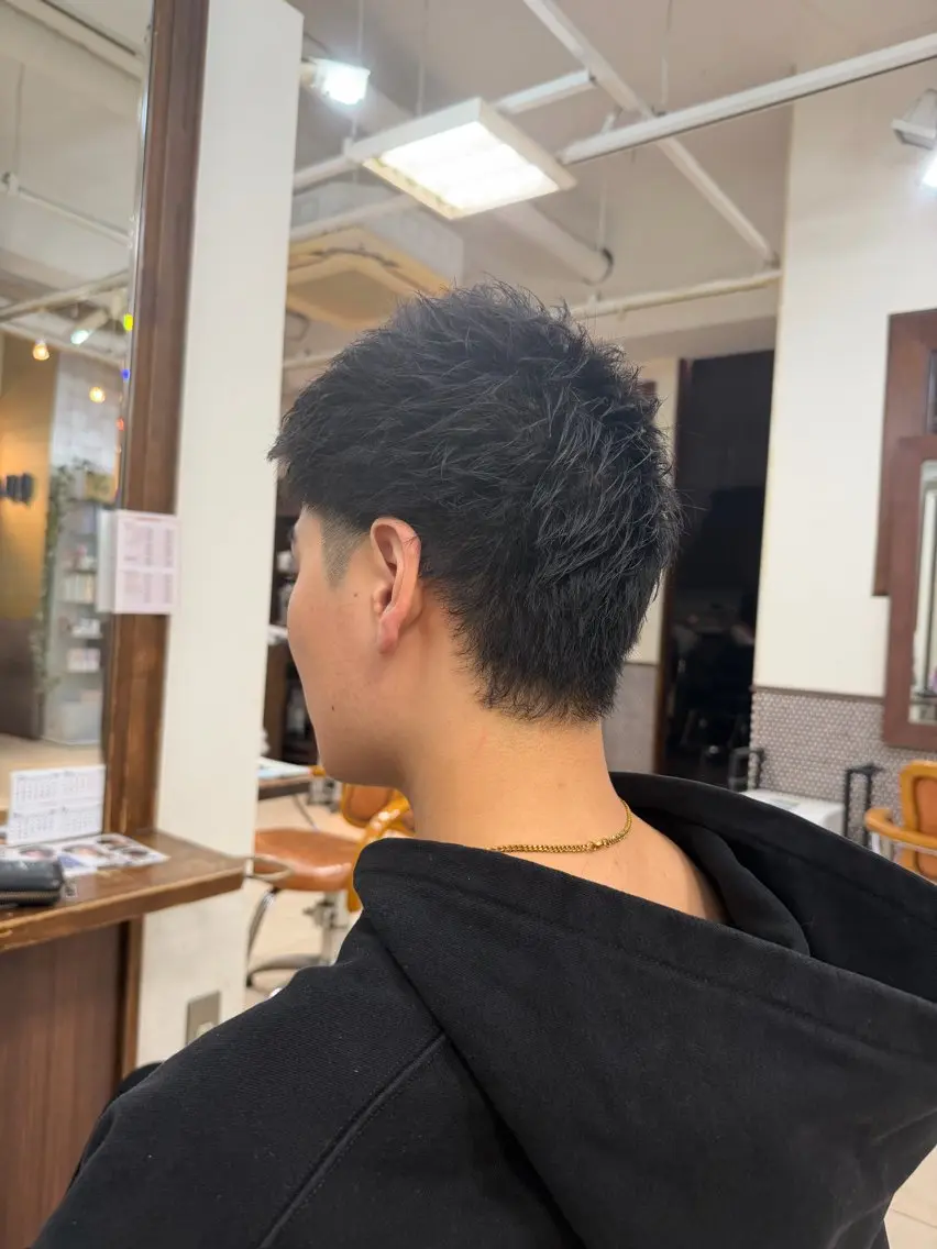 ショート メンズ スパイキーショート ショートヘア Meteor 店長 祝田涼太のヘアスタイル