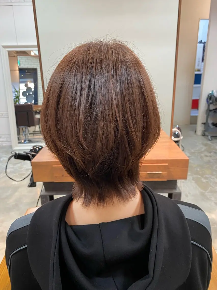 ミディアム 伸ばしかけ ウルフカット 村上 真依子のヘアスタイル