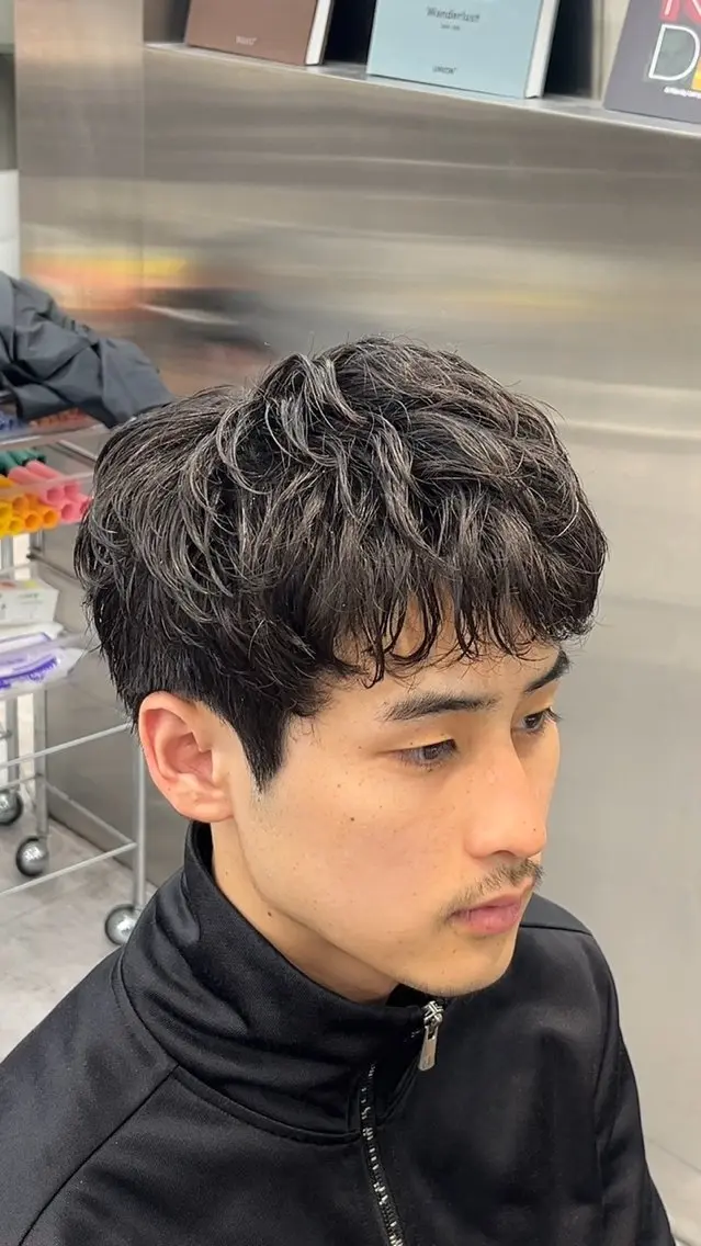 ショート パーマ メンズ ショートヘア ハヤノ リュウトのヘアスタイル