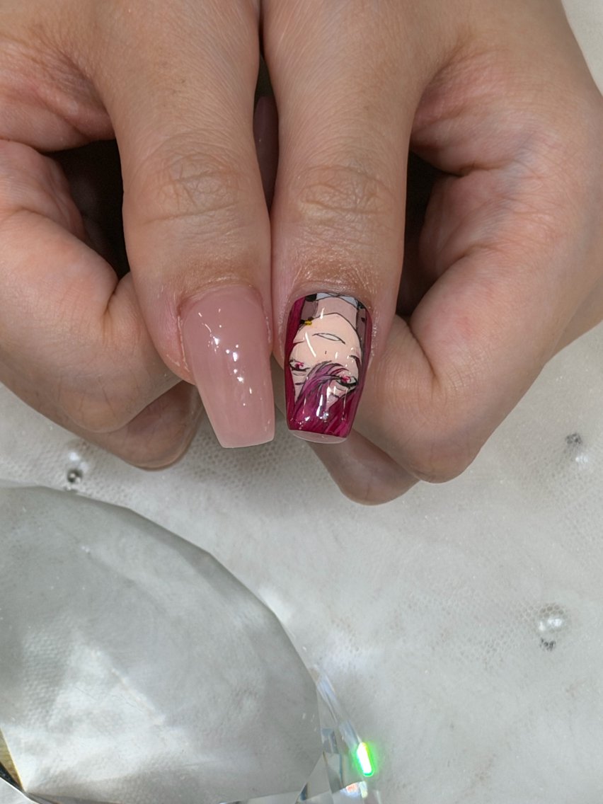 ネイル ハンドネイル ベスティオーラ aineのネイルデザイン