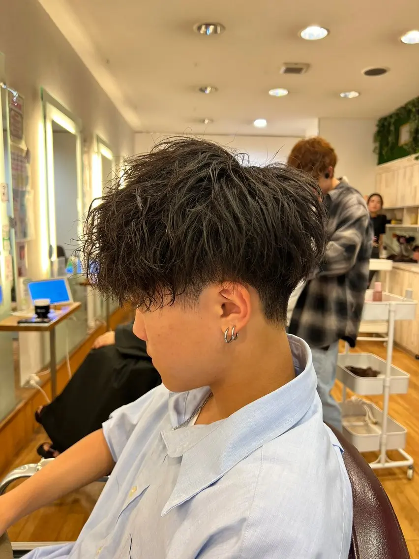 ショート パーマ メンズ メンズパーマ カット パーマ 湘南のパーマ職人 🔥清水琉葵🔥のヘアスタイル