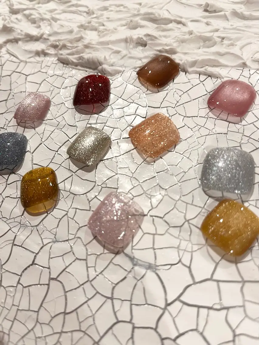 夏限定割引✨オフなし限定❣️フットシンプルマグネットorフラッシュネイル🦶✨オフなし¥7000お好きお色一色♡の写真