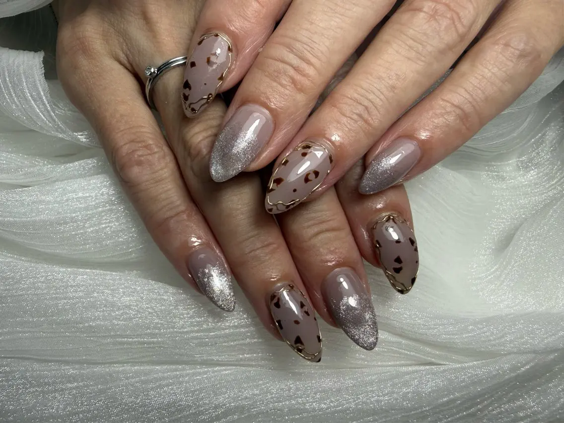 セミロング shandy nailのネイルデザイン