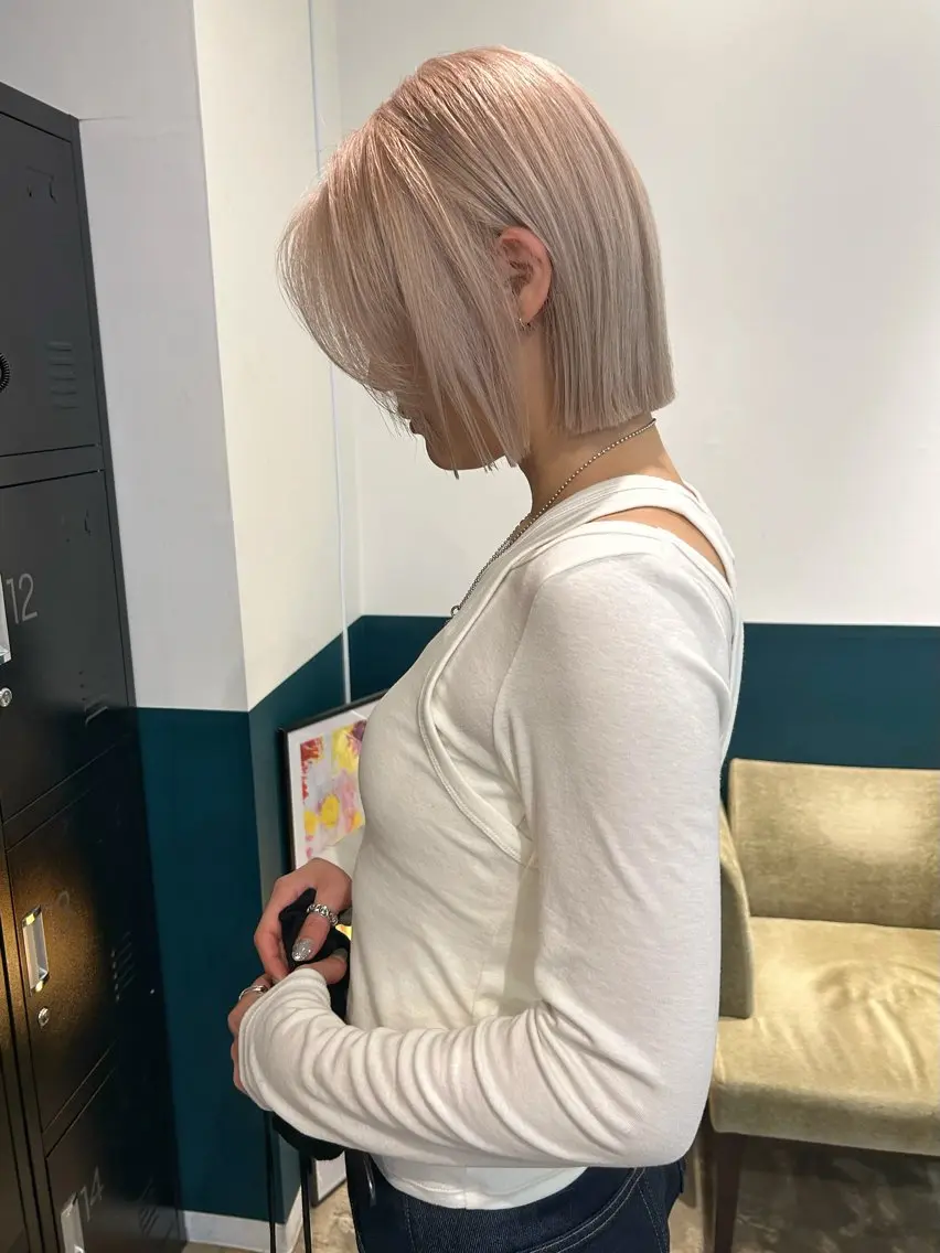 ショート カラー ハイトーンカラー カット ヘアカラー カラーリスト菅野 竜矢🌈のヘアスタイル