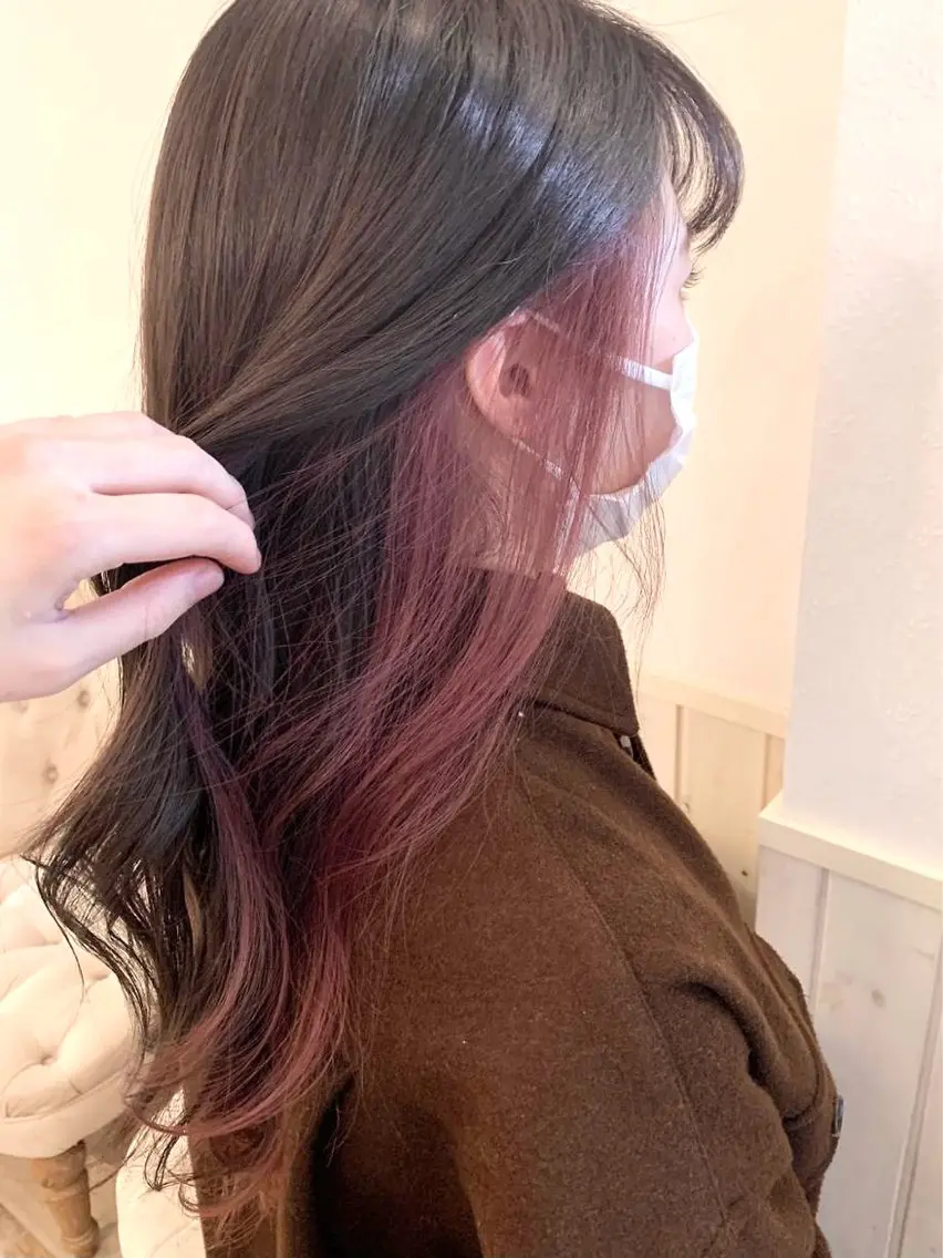 ロング カラー インナーカラー ピンクカラー 菊池 純香のヘアスタイル