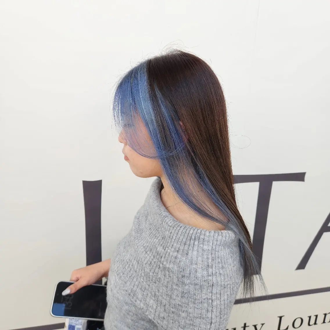 カラー ミストバング インナーカラー ヘアカラー 浦川 敬太のヘアスタイル