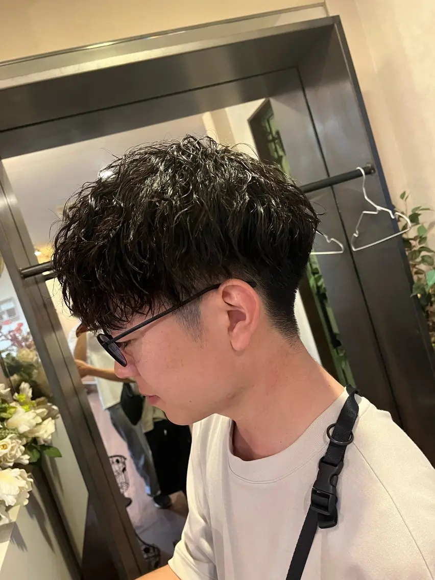 パーマ メンズ パーマが得意な【最高 悠斗】のヘアスタイル