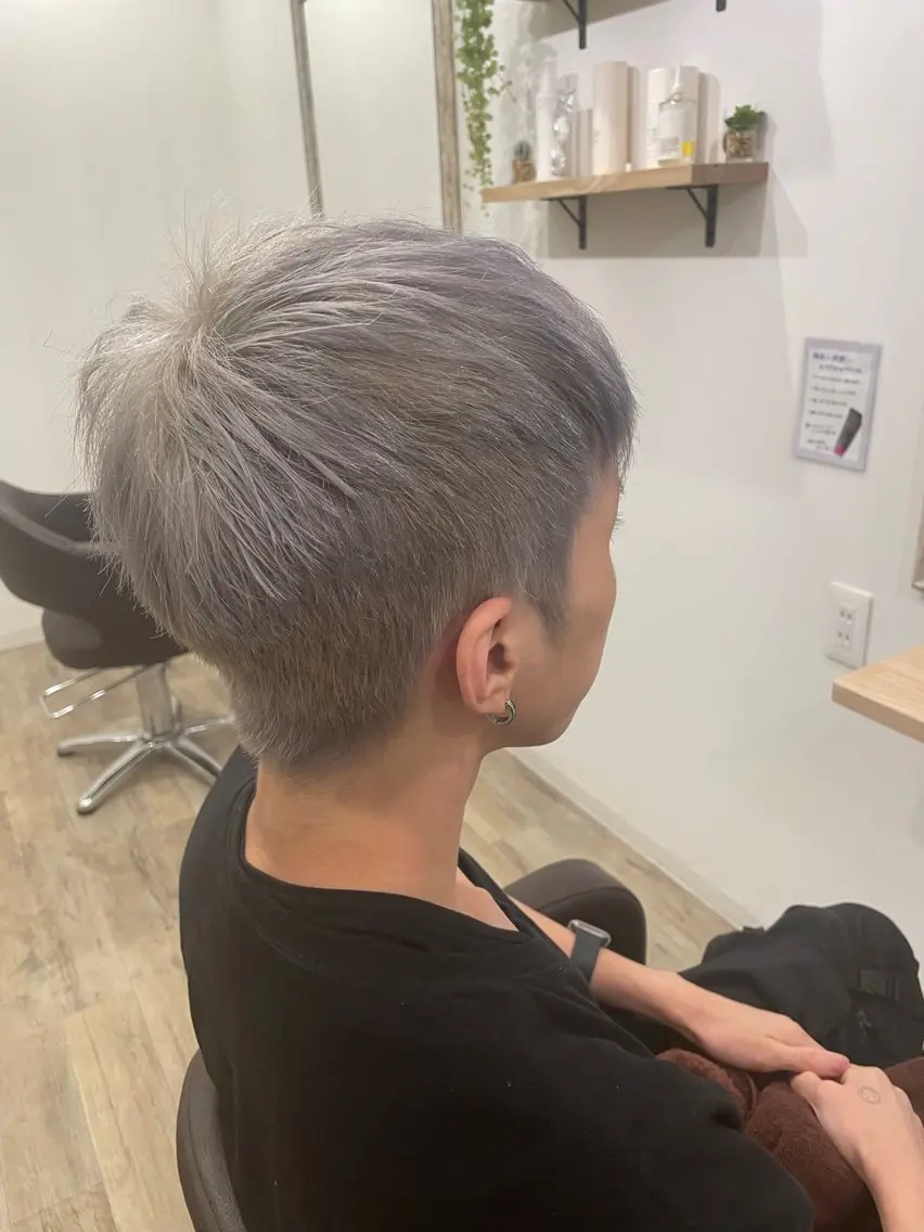 ショート Kanari Ryuのヘアスタイル