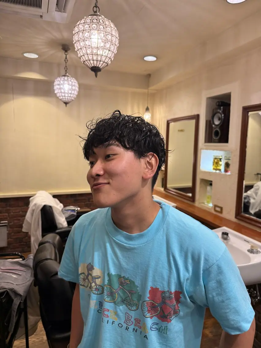 パーマ メンズ 榎宮 隆富のヘアスタイル