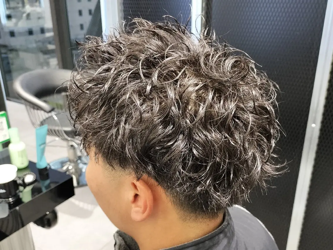 メンズ パーマ ショート カット パーマ 🔥メンズ︎特化🔥 遠藤楓伽のヘアスタイル