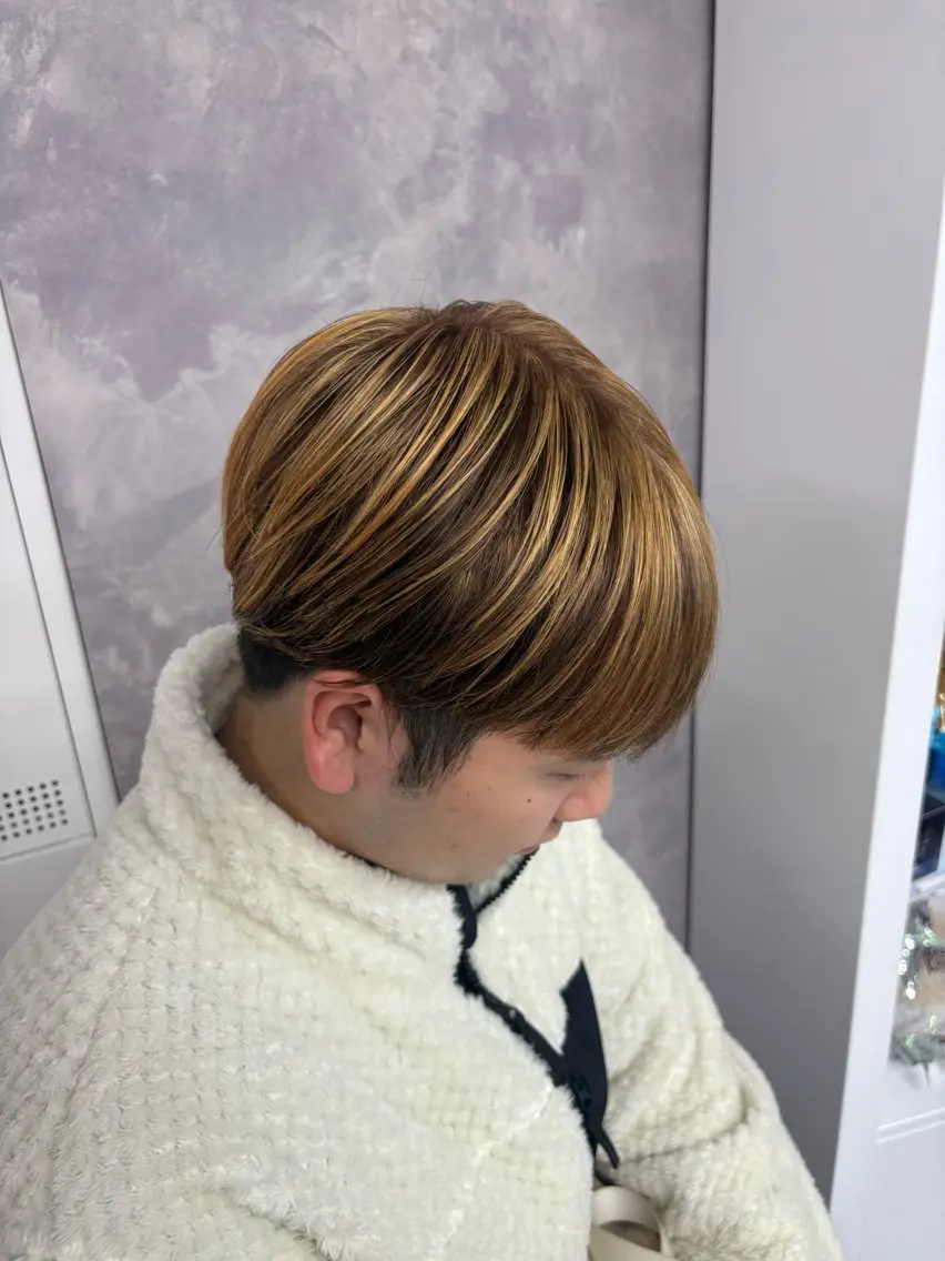 ショート カラー メンズ ヘアカラー 柔らかカラー/ 縮毛矯正YUTO🧋のヘアスタイル