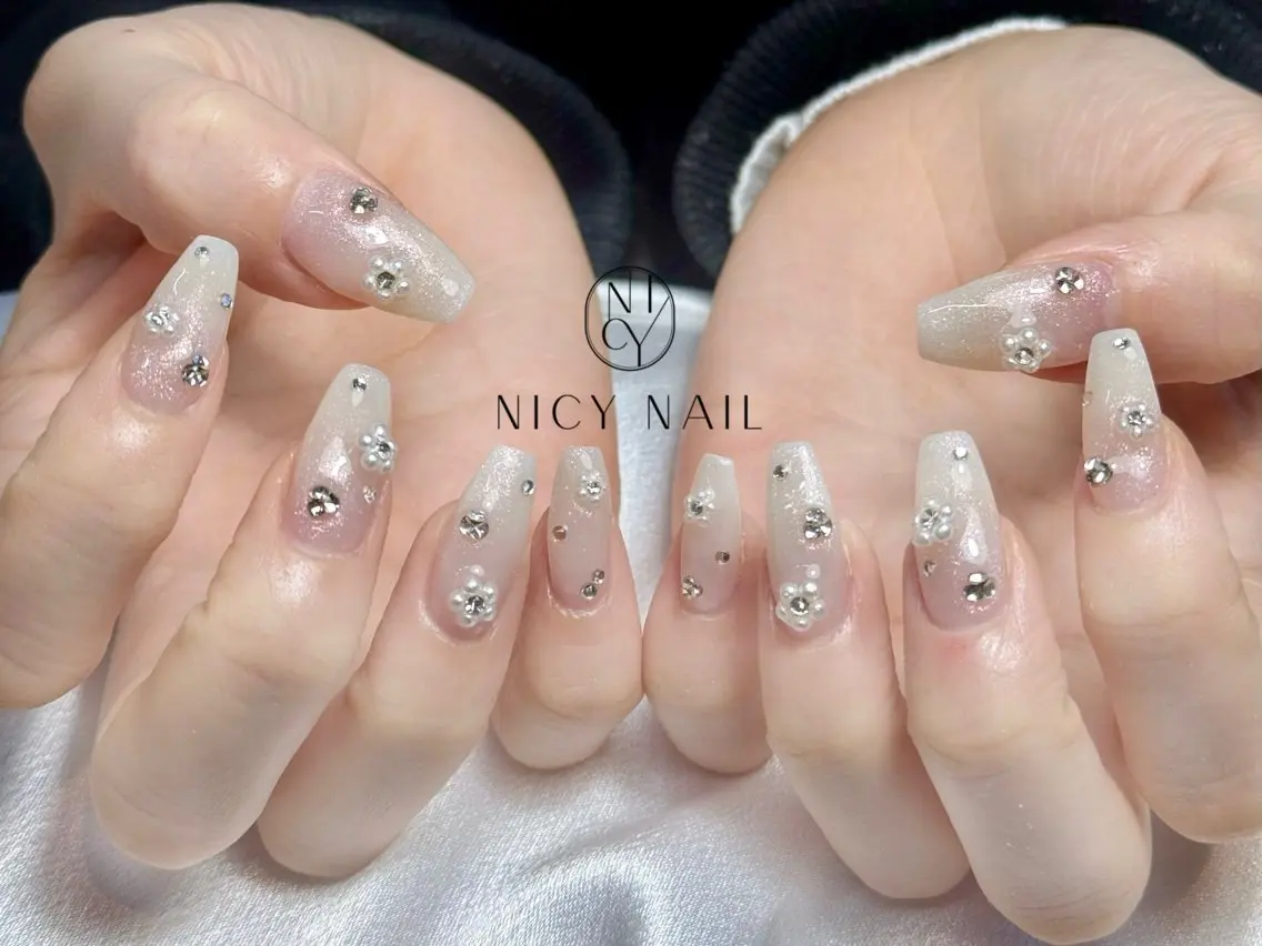 ネイル アートネイル オーロラネイル ブルー チークネイル フットネイル NICY NAIL 池袋のネイルデザイン