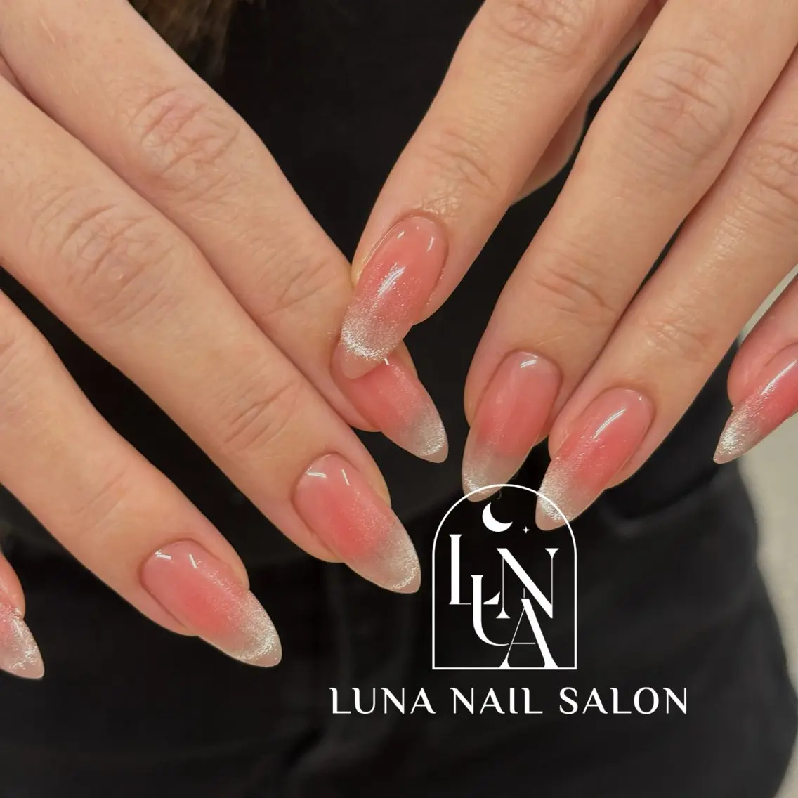ネイル ハンドネイル フットネイル ハンドケア LUNA Nail salon💕のネイルデザイン
