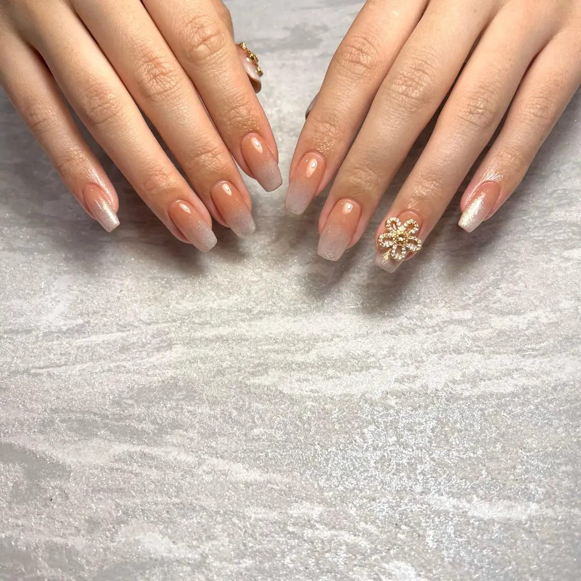ネイル NAIL303 🛼 SHIORIのネイルデザイン