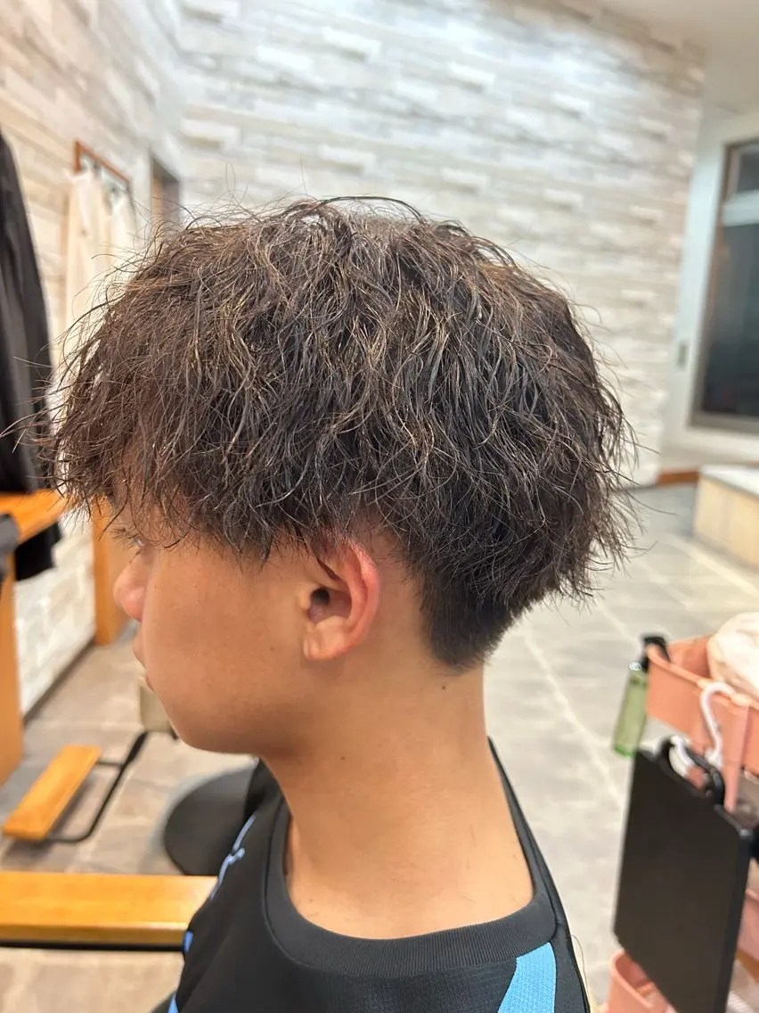 パーマ メンズ 木庭 愛莉のヘアスタイル