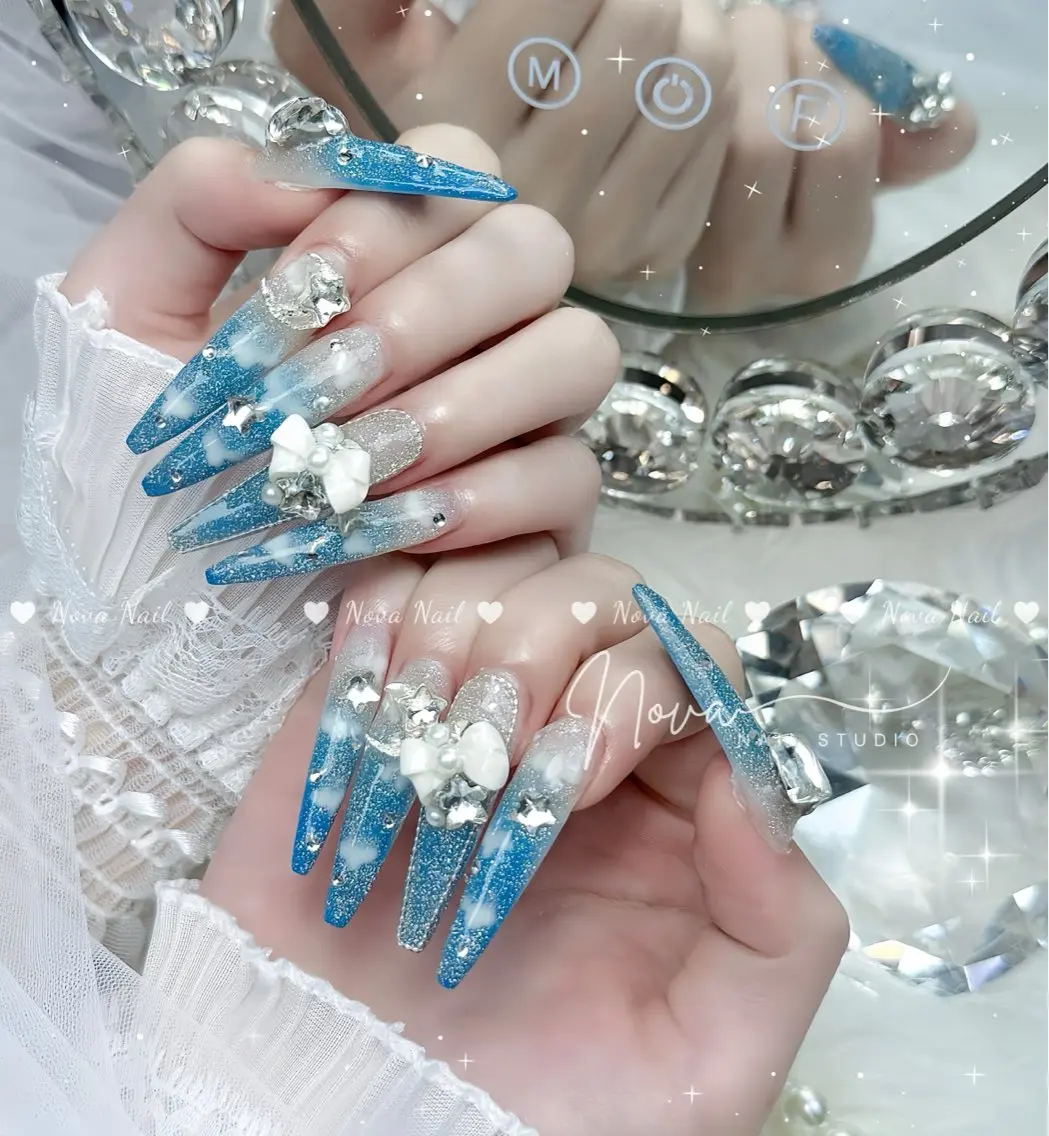 ネイル フラッシュネイル 韓国ネイル マグネットネイル 持ち込み ネイルチップ ハンドネイル ハンドケア Yumi chan Novaのネイルデザイン