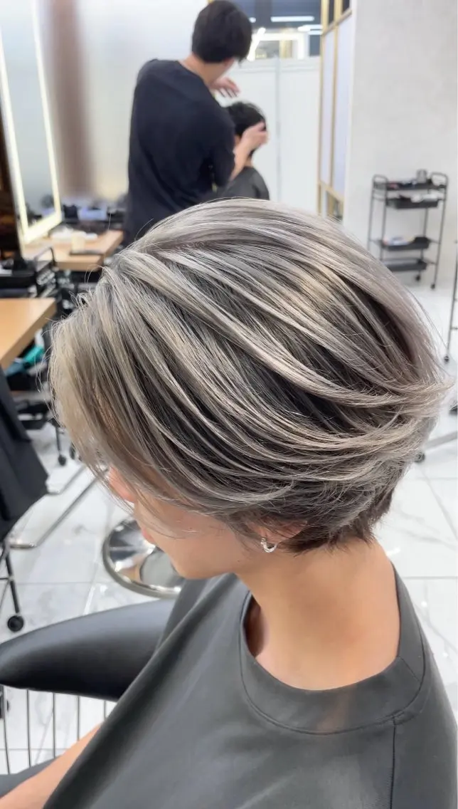 カラー バレイヤージュ シルバー 韓国ヘア特化 🇰🇷ユウイのヘアスタイル