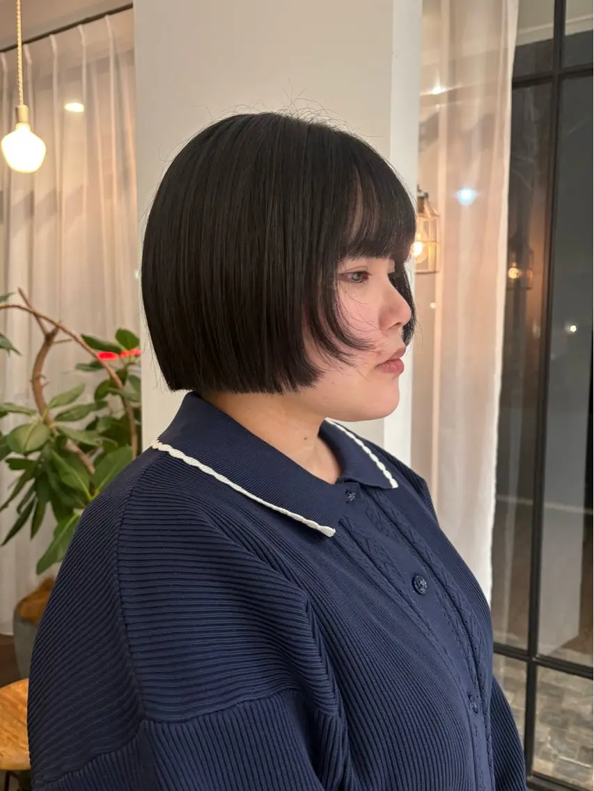 ショート ボブ 顔まわりレイヤー レイヤーカット 西野 優夏のヘアスタイル