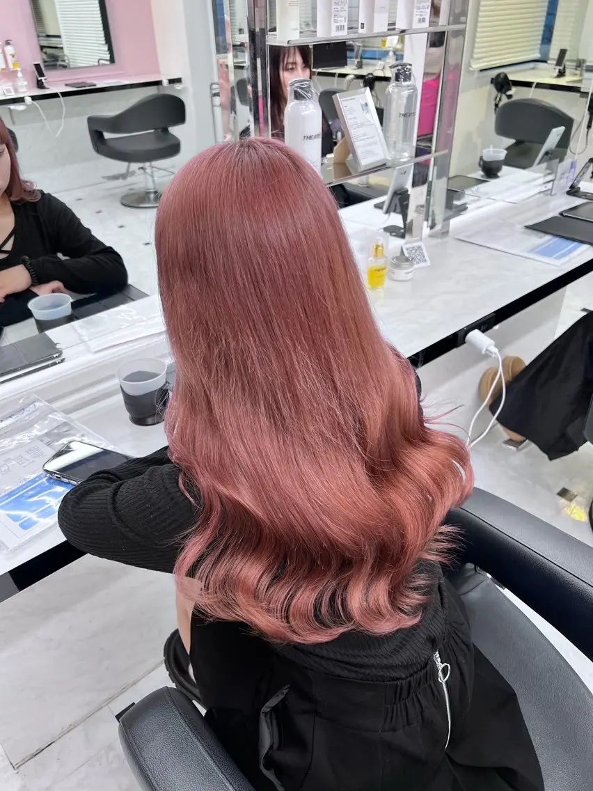 ミディアム ヘアアレンジ カット ヘアカラー トリートメント ヘッドスパ ヘアセット 💕上野美容師☁ ブリーチ💖サワのヘアスタイル