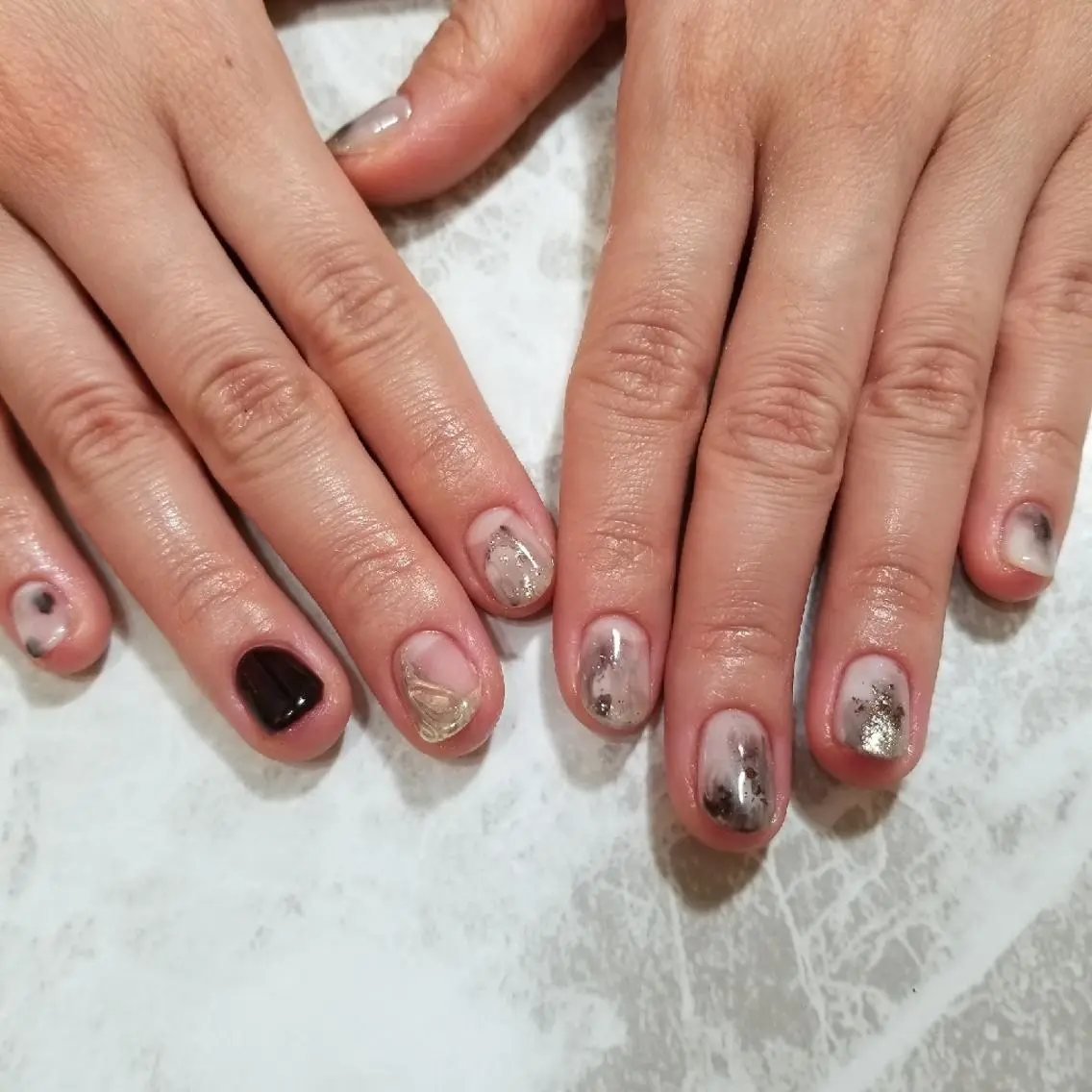 ネイル ニュアンスネイル ハンドネイル nijiiro🌈 サトウのネイルデザイン