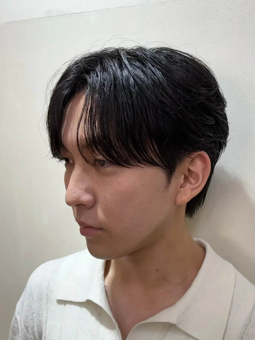 ショート パーマ メンズ 柏のセンターパート のプロ関口 柊太のヘアスタイル