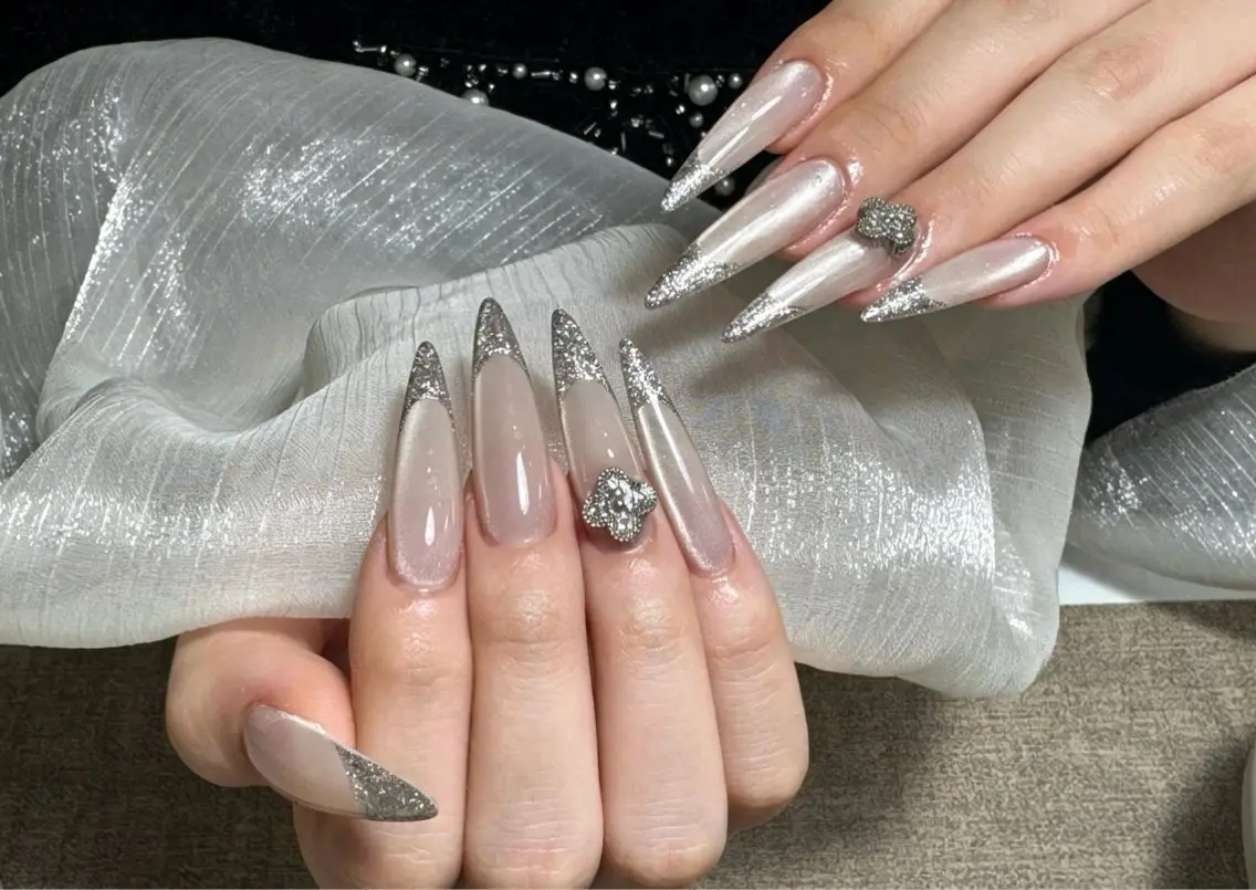 ネイル ハンドネイル ハンドケア Shiori Nailのネイルデザイン