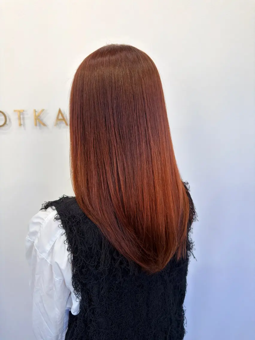 ロング KOTKA 大山和希のヘアスタイル