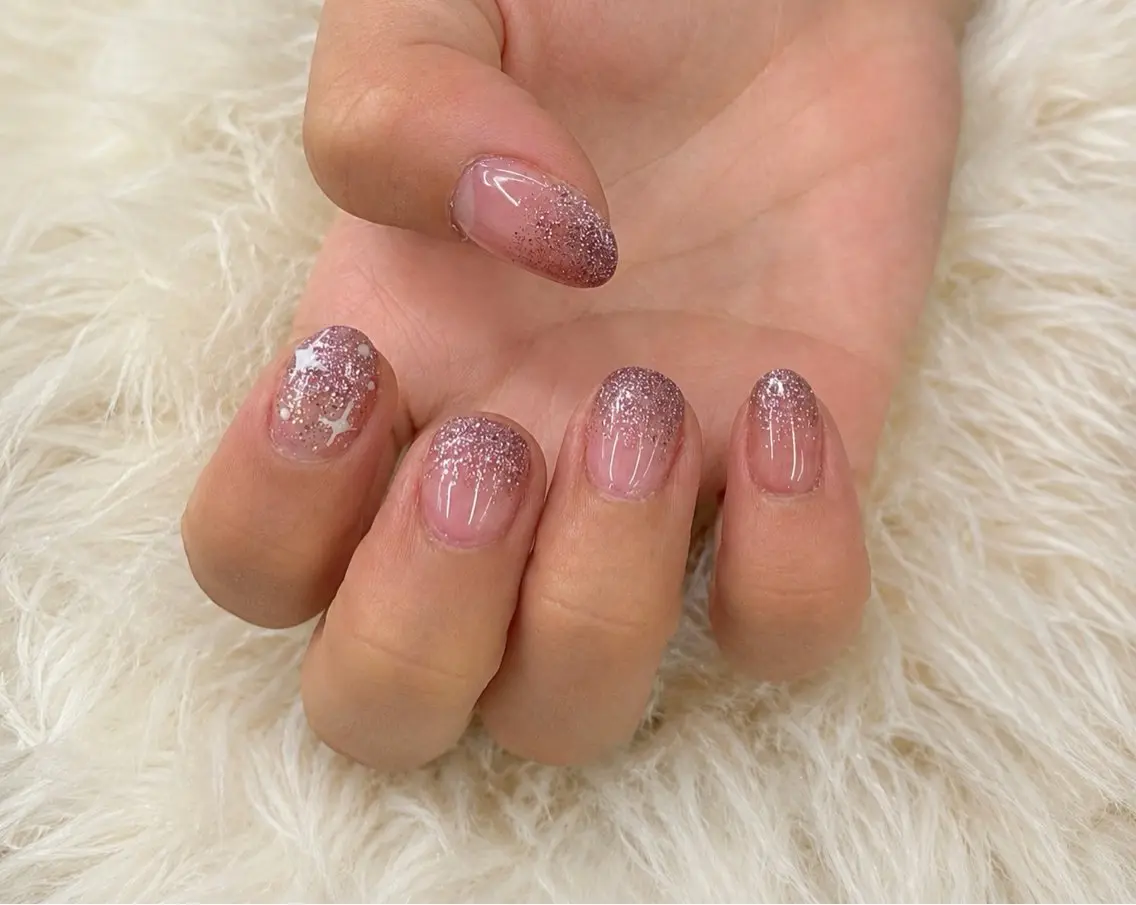 ネイル ハンドネイル Bianca 赤羽 KUSAKABEのネイルデザイン